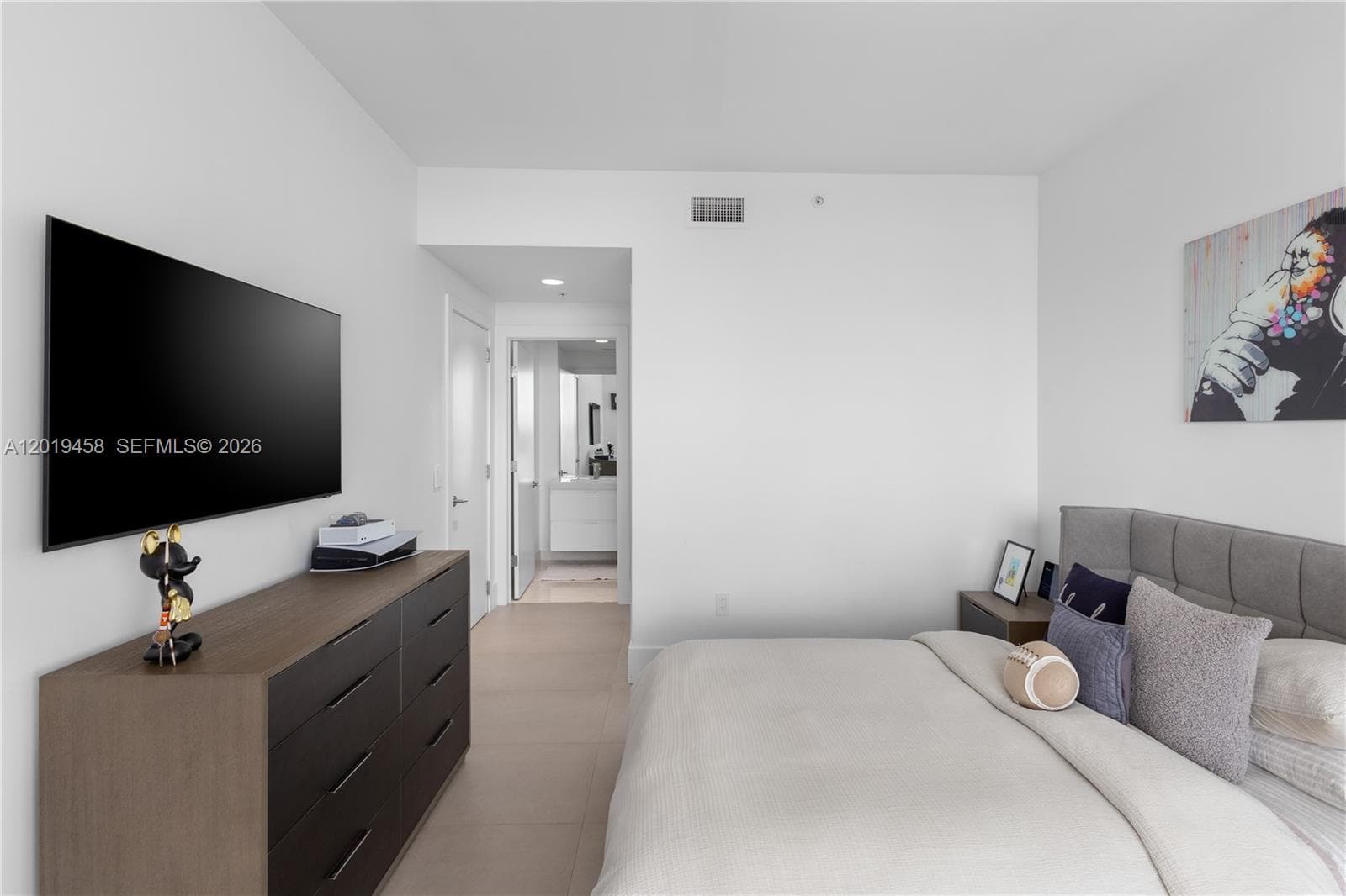17111 Biscayne Blvd 1406 photo 22