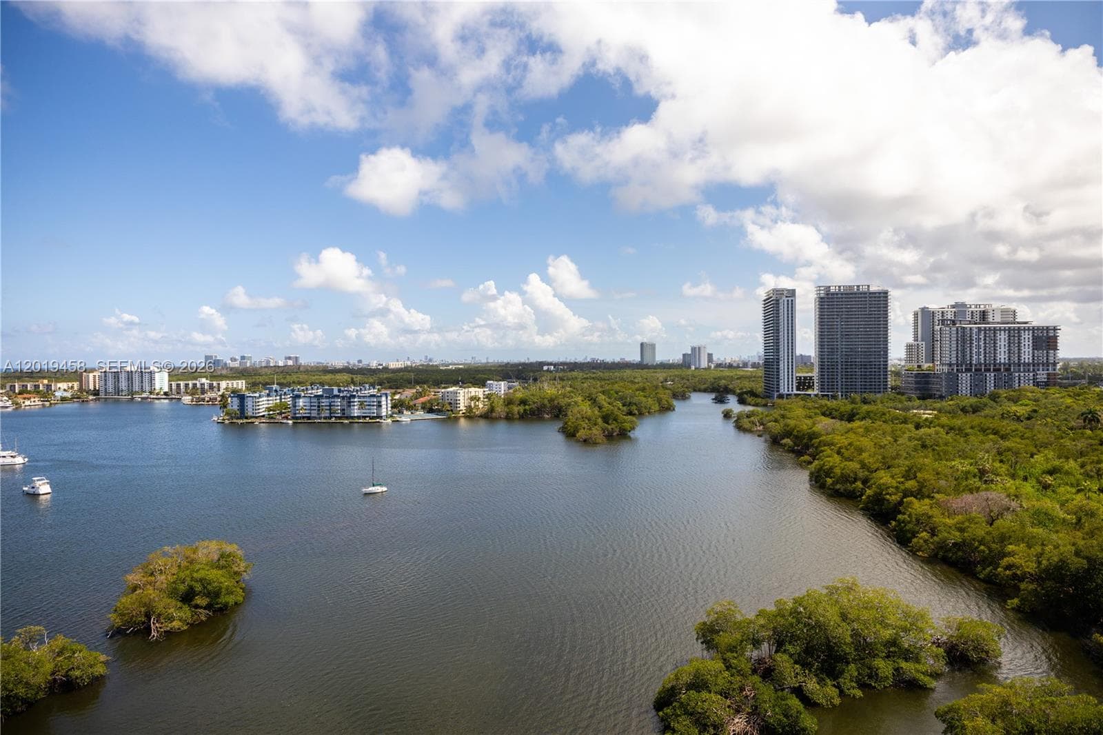 17111 Biscayne Blvd 1406 photo 7