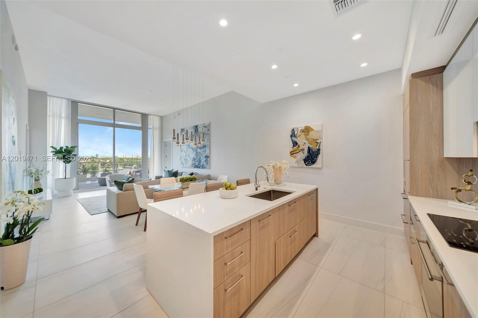153 Seabreeze 403 photo 7