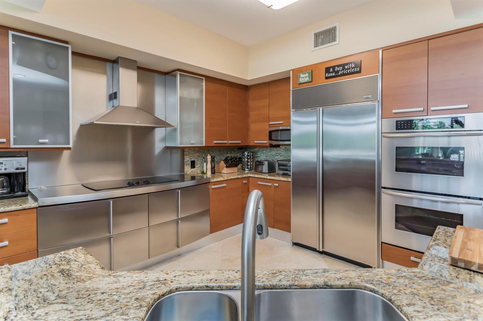 701 SE 21st Avenue 204 photo 9