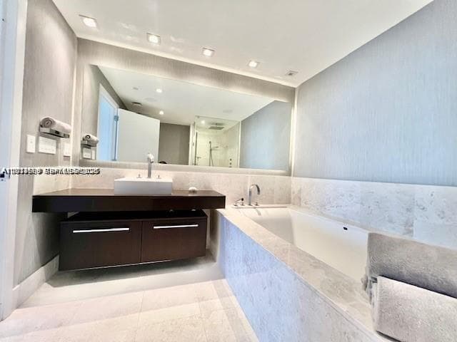 17121 Collins Ave 1003 photo 14