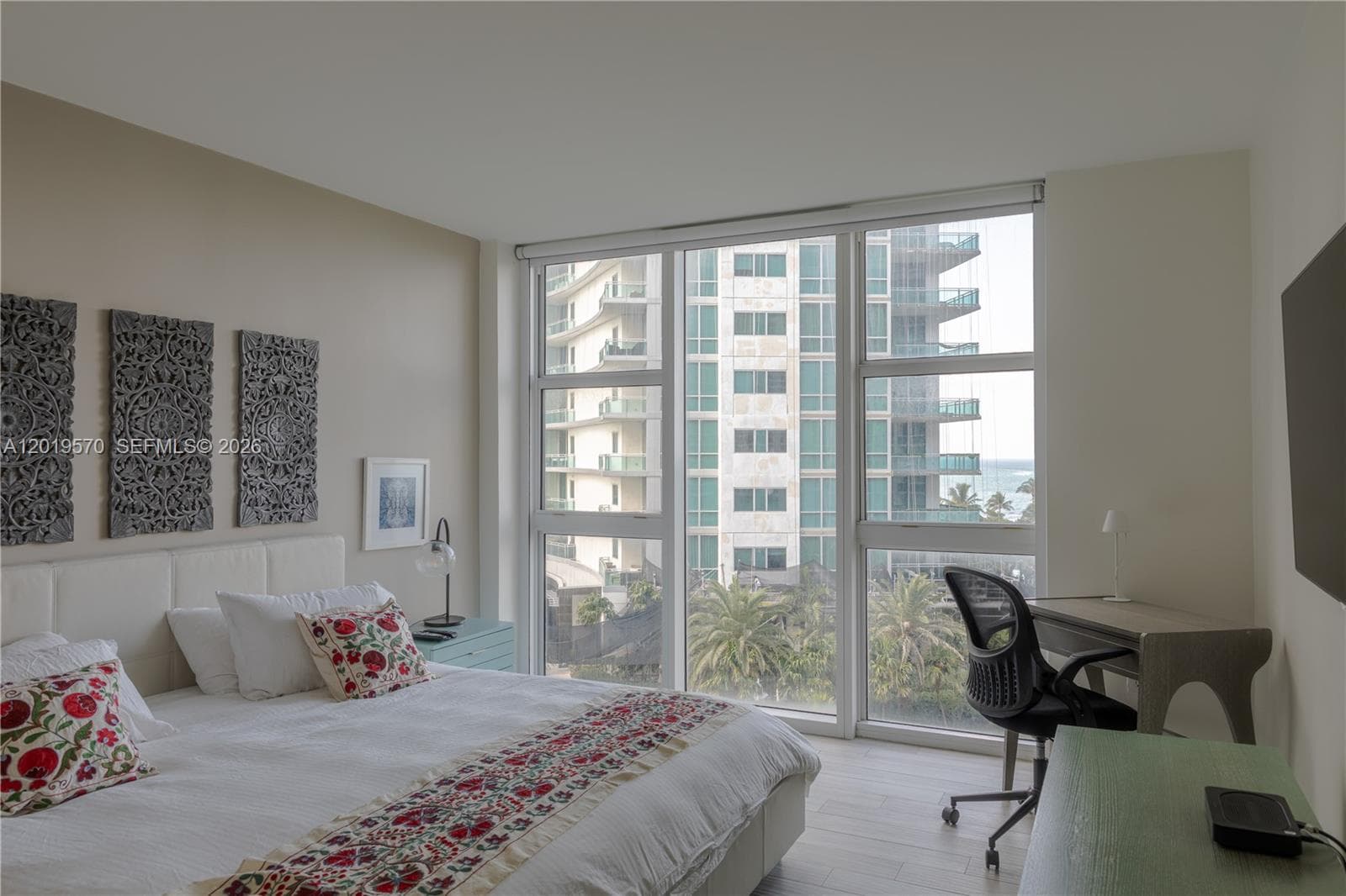 10275 Collins Ave 634 photo 23