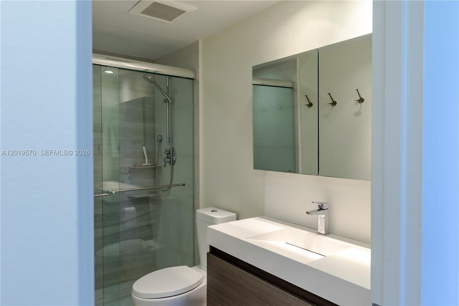 10275 Collins Ave 634 photo 16