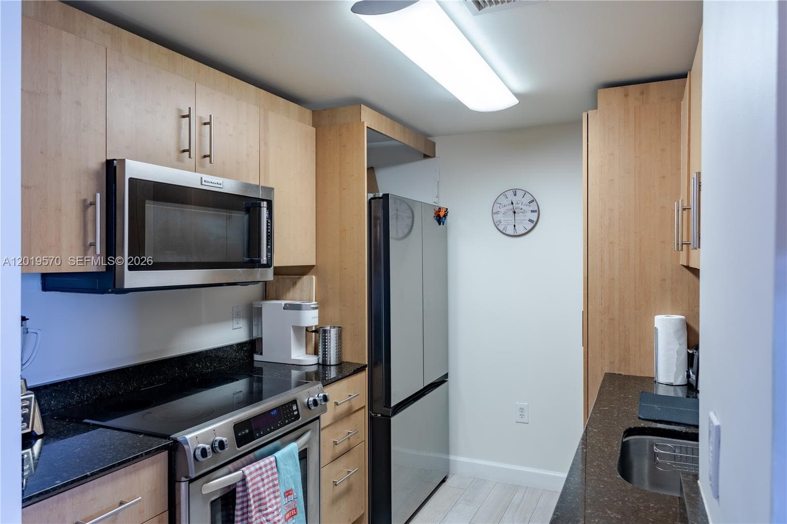 10275 Collins Ave 634 photo 12