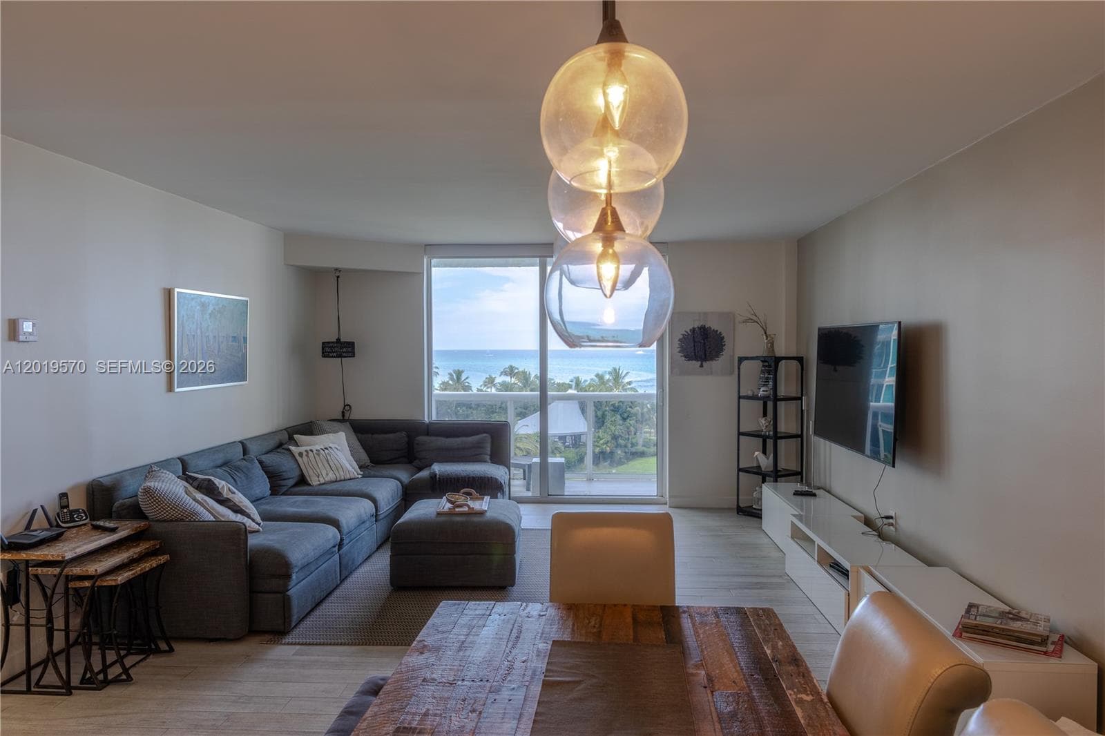 10275 Collins Ave 634 photo 3