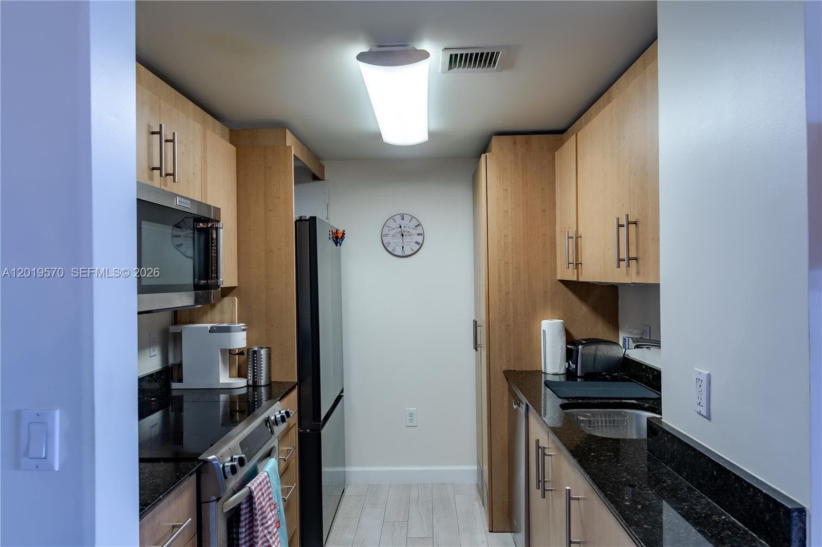 10275 Collins Ave 634 photo 14