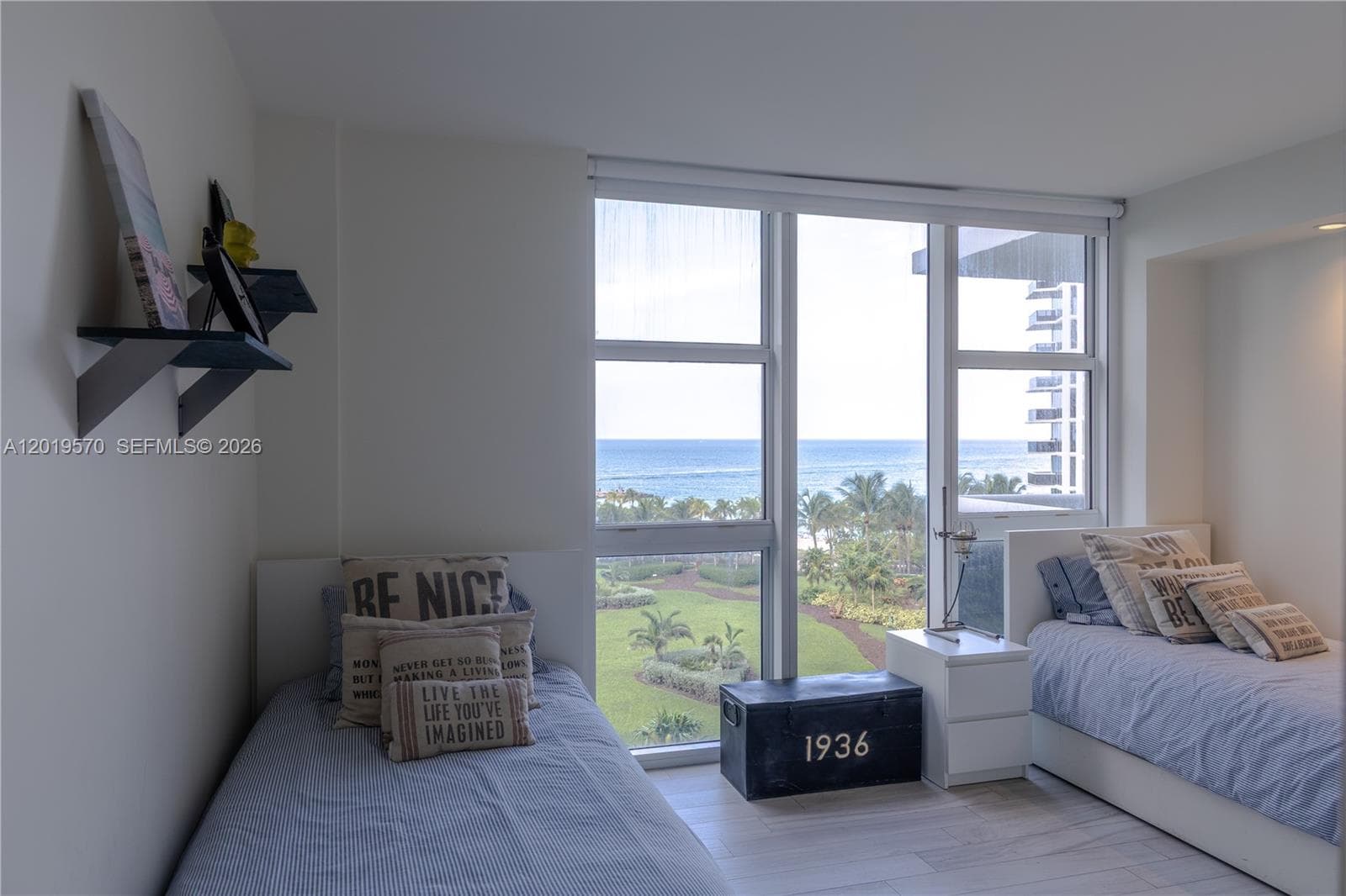10275 Collins Ave 634 photo 18