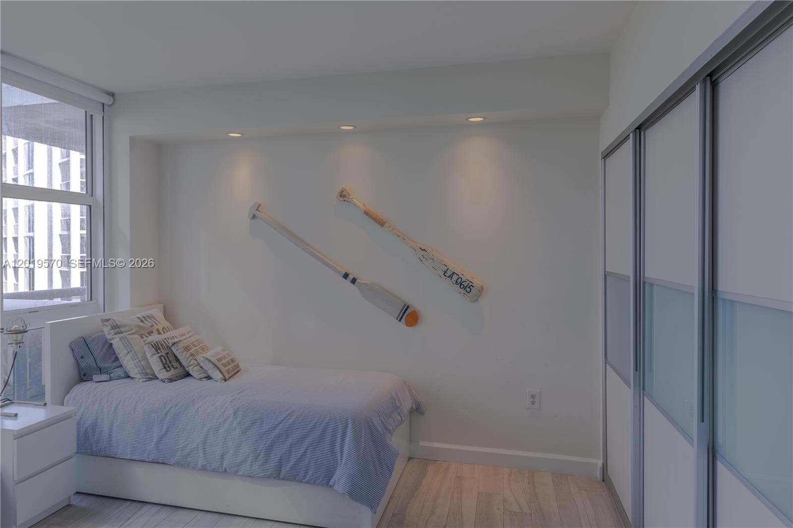 10275 Collins Ave 634 photo 19