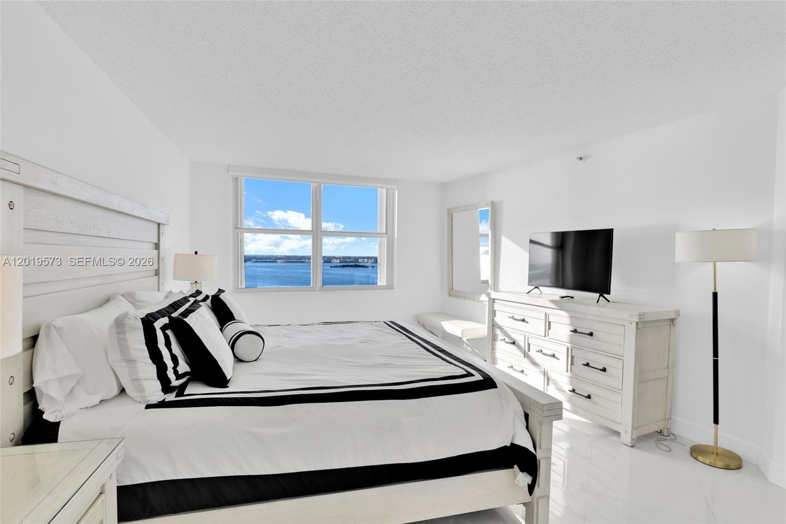 5200 Ocean Dr 1105 photo 21