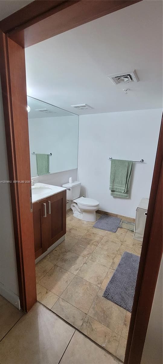 9499 Collins Ave 705 photo 10