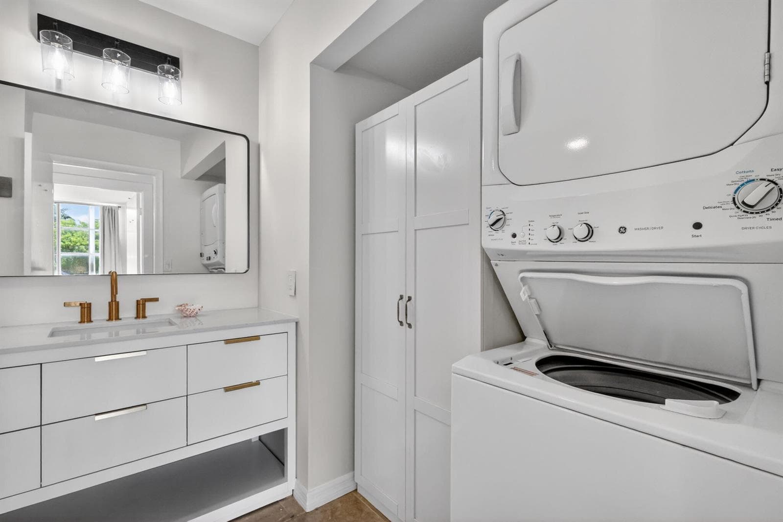 103 Yacht Club Way 205 photo 23