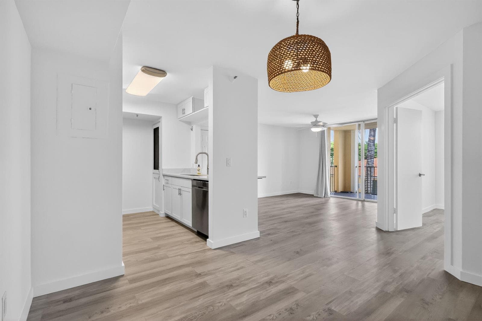 103 Yacht Club Way 205 photo 13