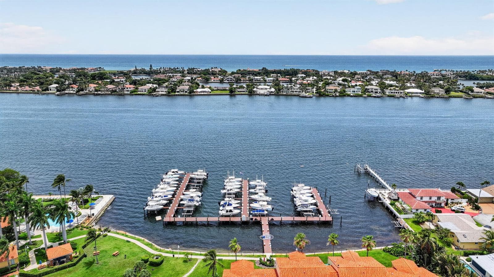 103 Yacht Club Way 205 photo 1