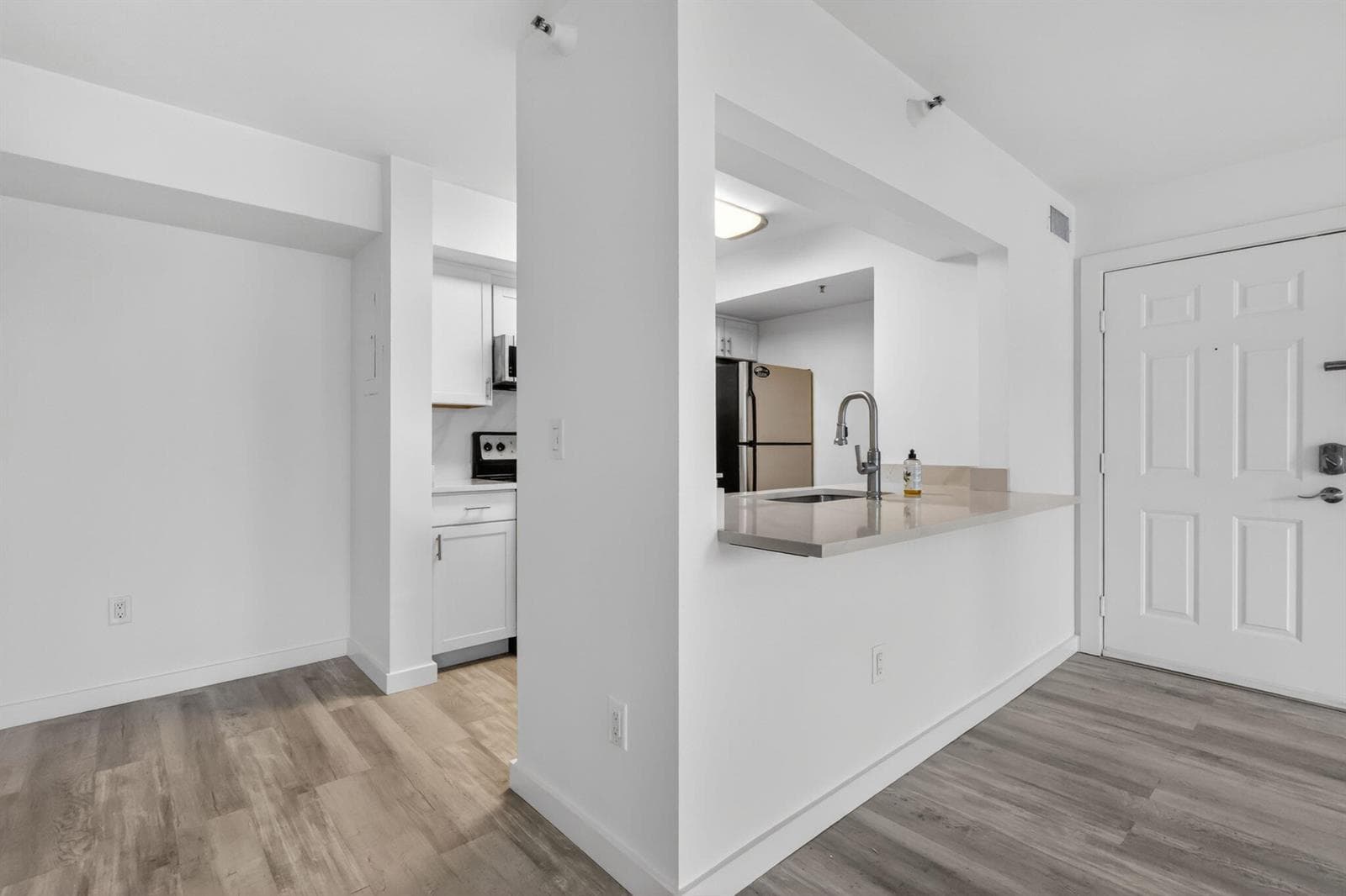 103 Yacht Club Way 205 photo 18