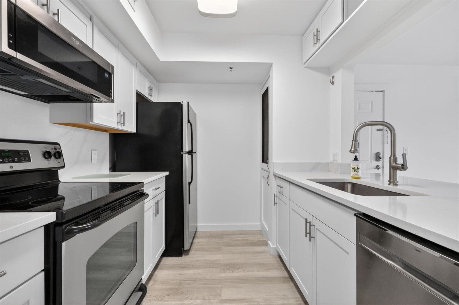 103 Yacht Club Way 205 photo 15