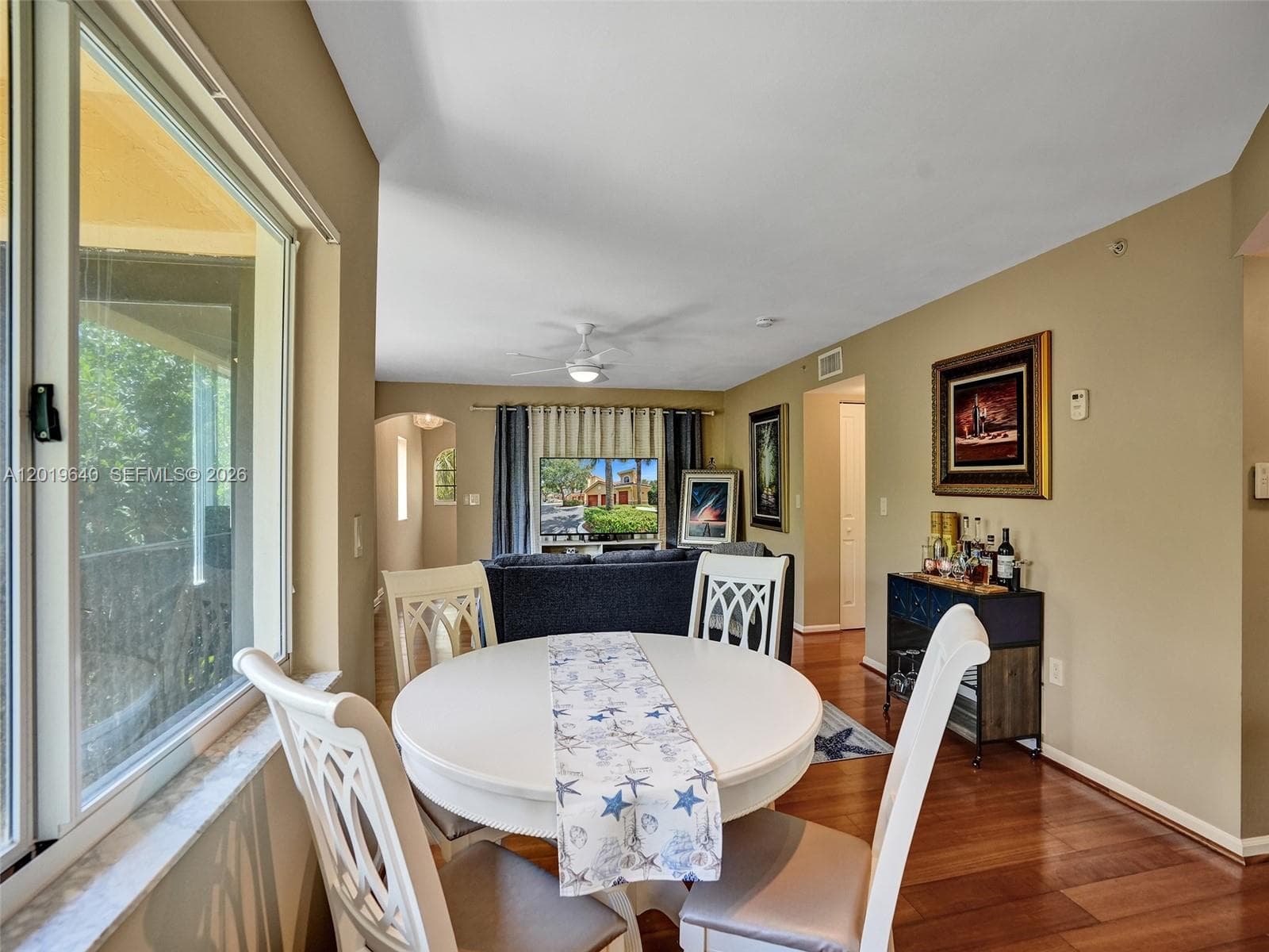 300 Scotia Dr 206 photo 17