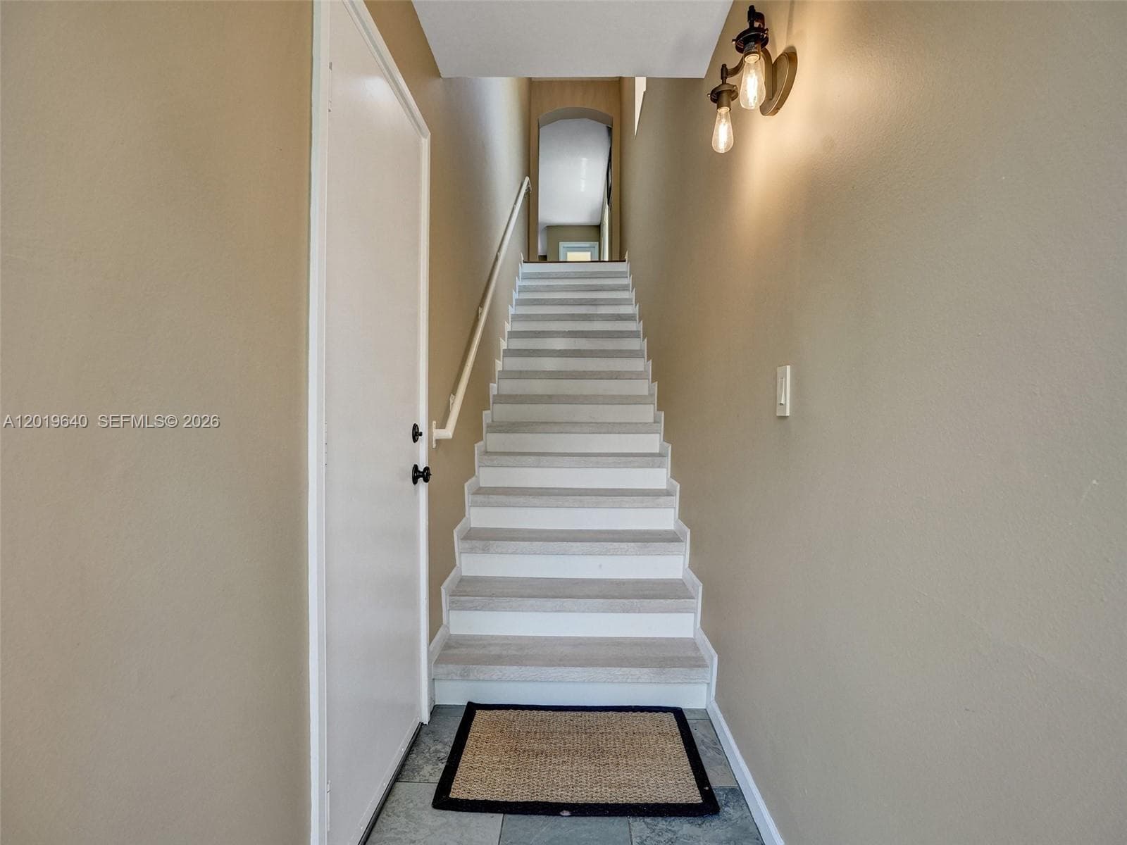 300 Scotia Dr 206 photo 5