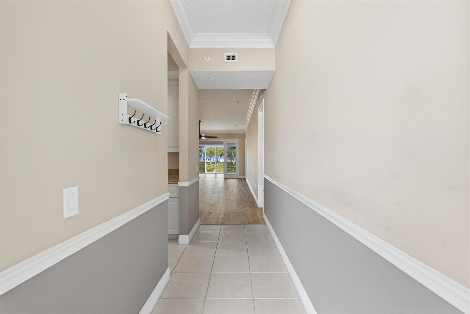 24 Harbour Isle Drive W 106 photo 8