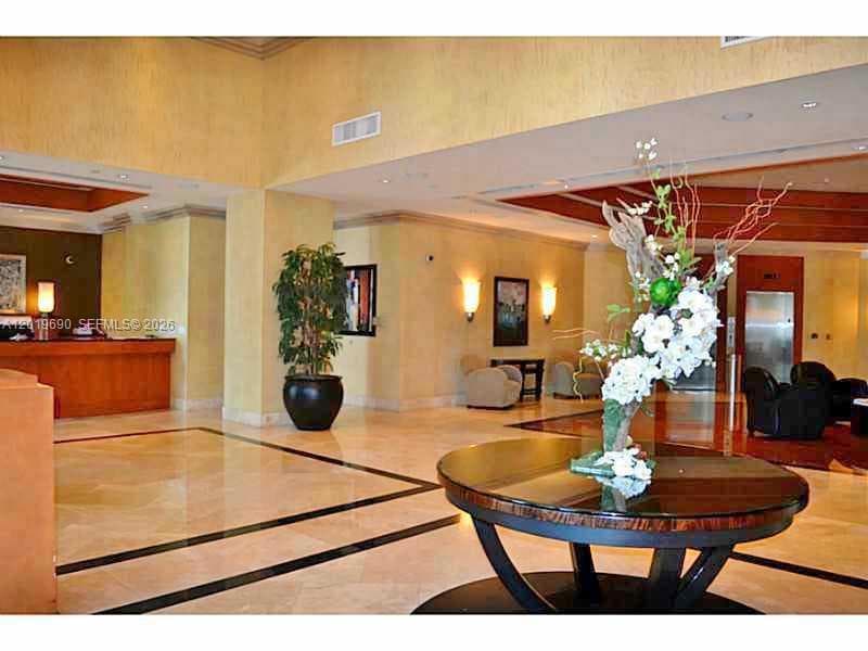 7900 Harbor Island Dr 1010 photo 16