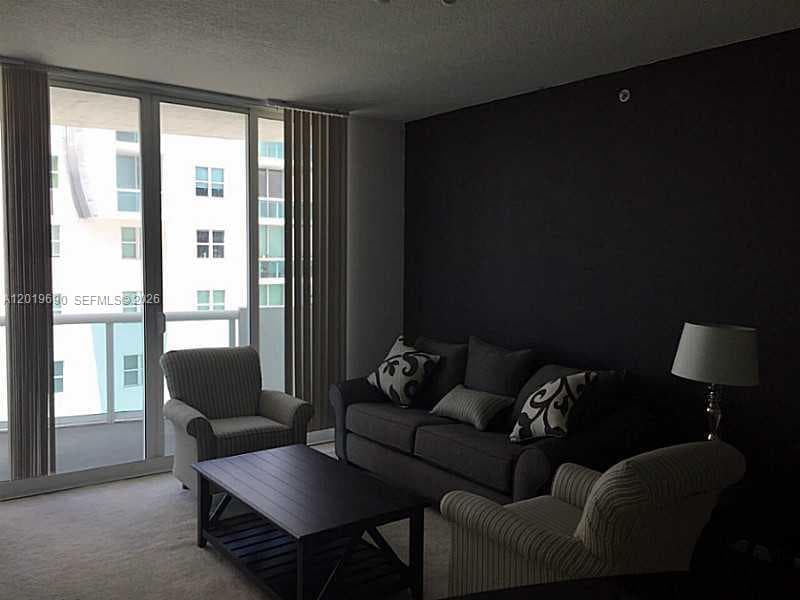 7900 Harbor Island Dr 1010 photo 7