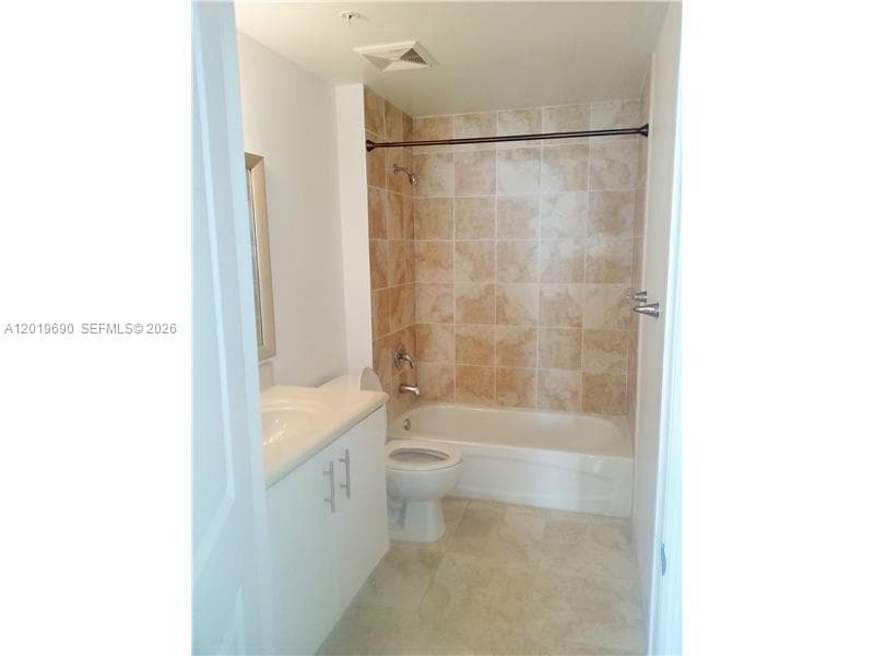 7900 Harbor Island Dr 1010 photo 14