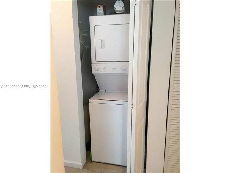 7900 Harbor Island Dr 1010 photo 15