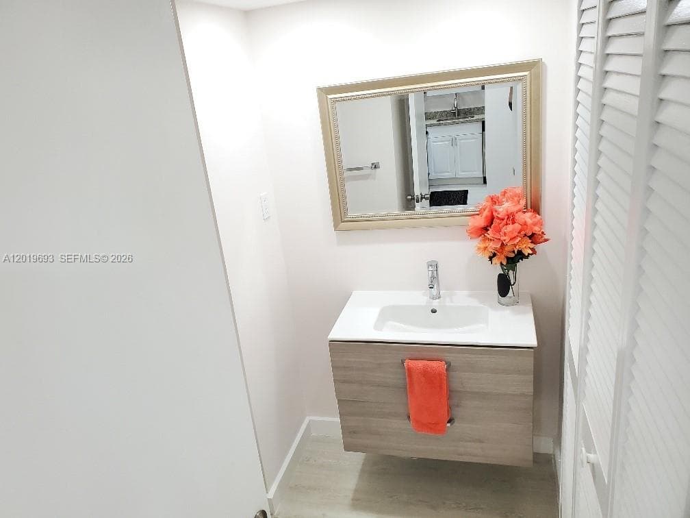 18011 Biscayne Blvd 503 photo 8