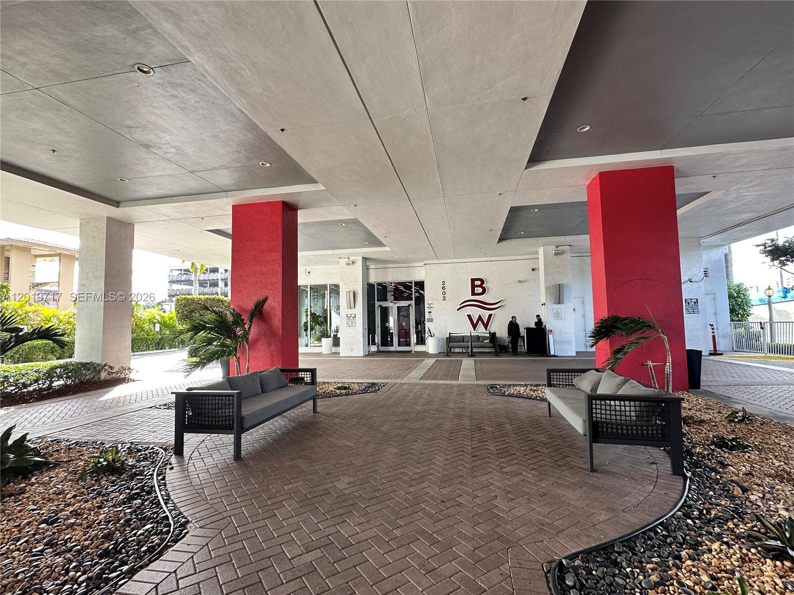 2602 Hallandale Beach Blvd R703 photo 4