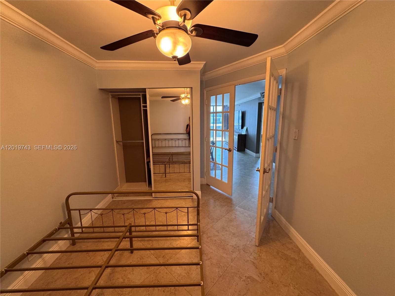 2401 Collins Ave 1807 photo 16