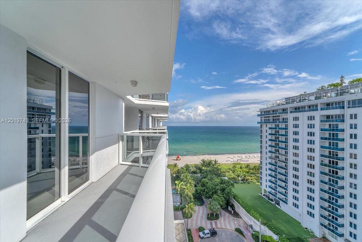 2401 Collins Ave 1807 photo 5