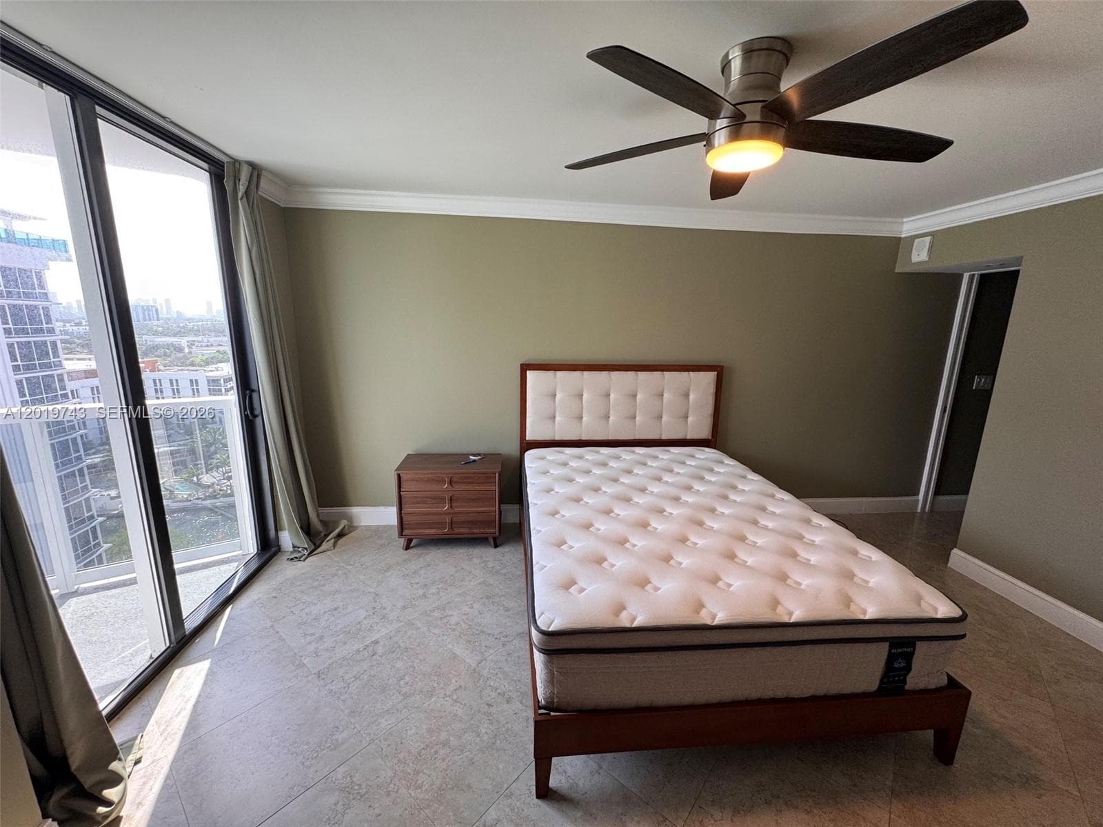 2401 Collins Ave 1807 photo 15