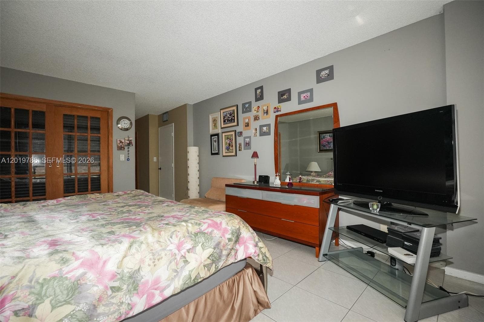 3800 Ocean Dr 818 photo 18
