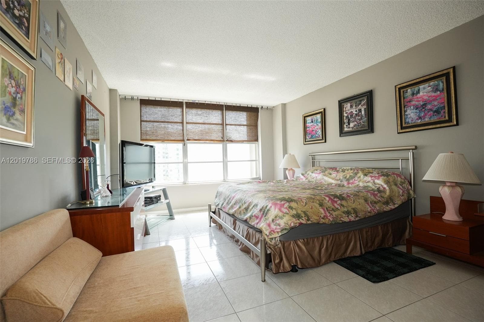 3800 Ocean Dr 818 photo 15