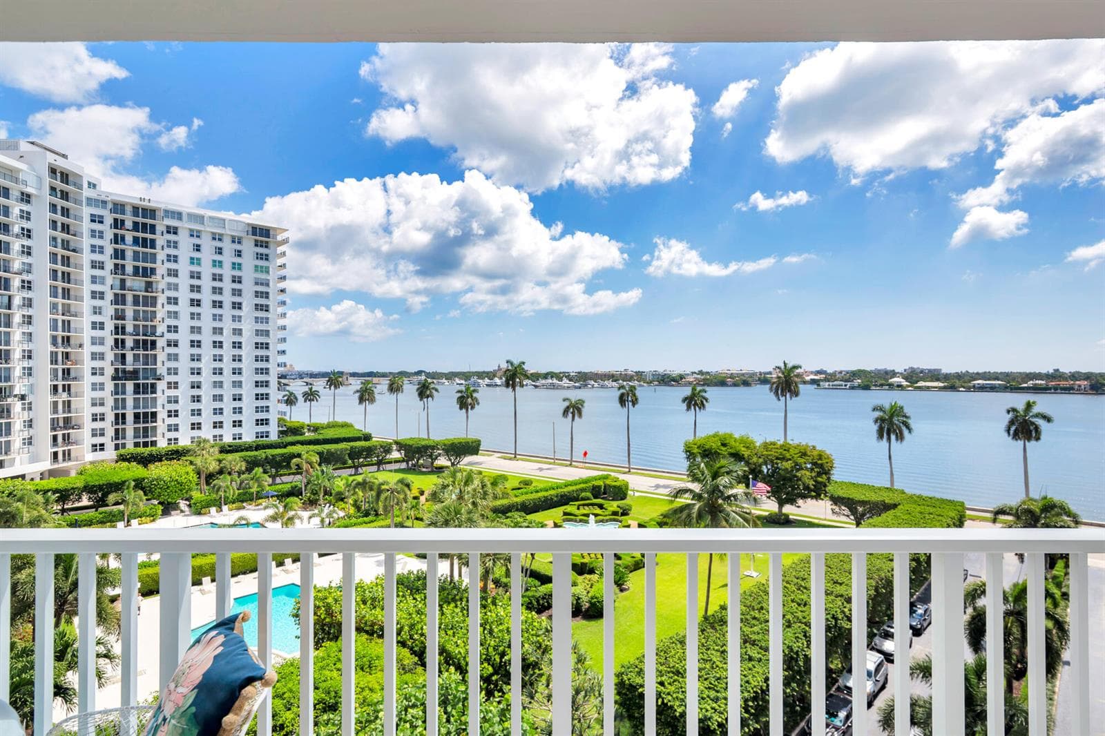 1801 S Flagler Drive 707 photo 16