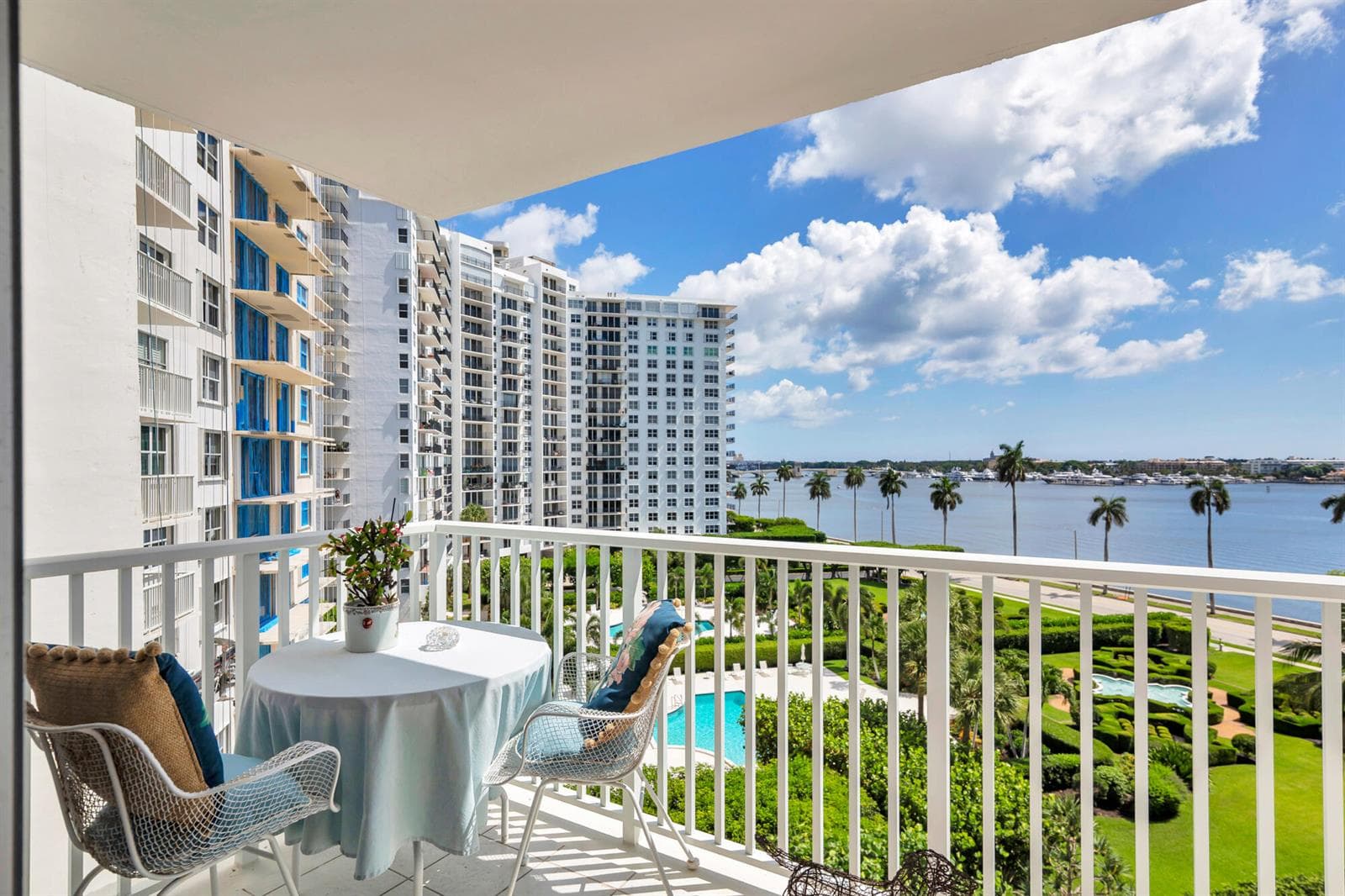1801 S Flagler Drive 707 photo 15
