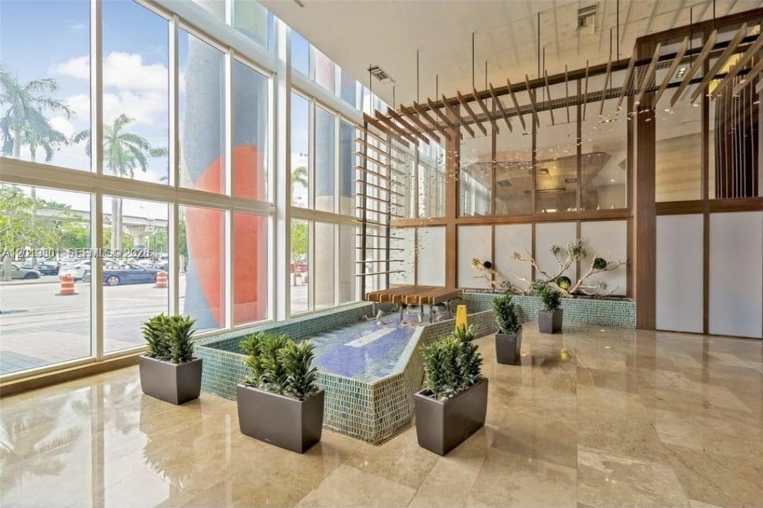 50 Biscayne Blvd 4106 photo 17