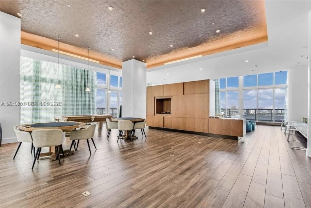 50 Biscayne Blvd 4106 photo 15