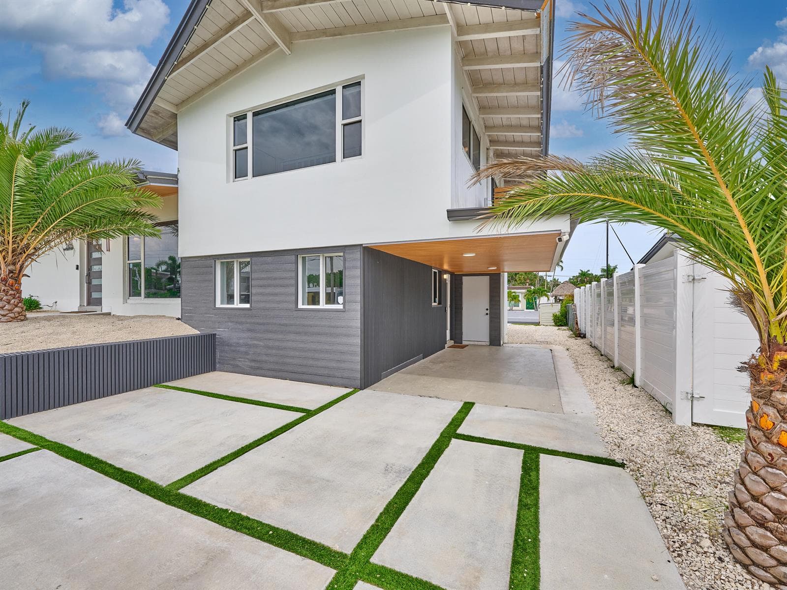 2426 Key Largo Lane photo 6