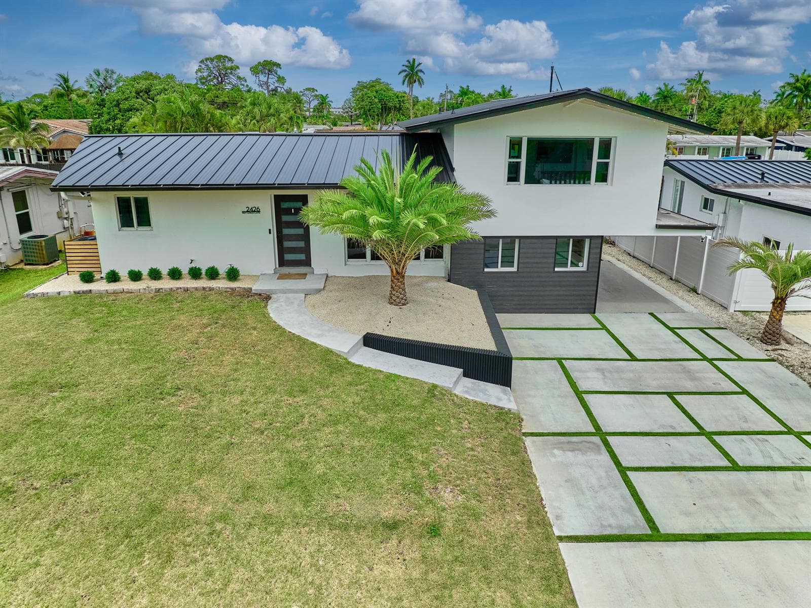 2426 Key Largo Lane photo 9