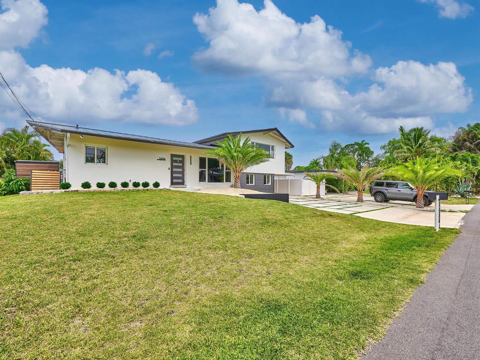 2426 Key Largo Lane photo 10