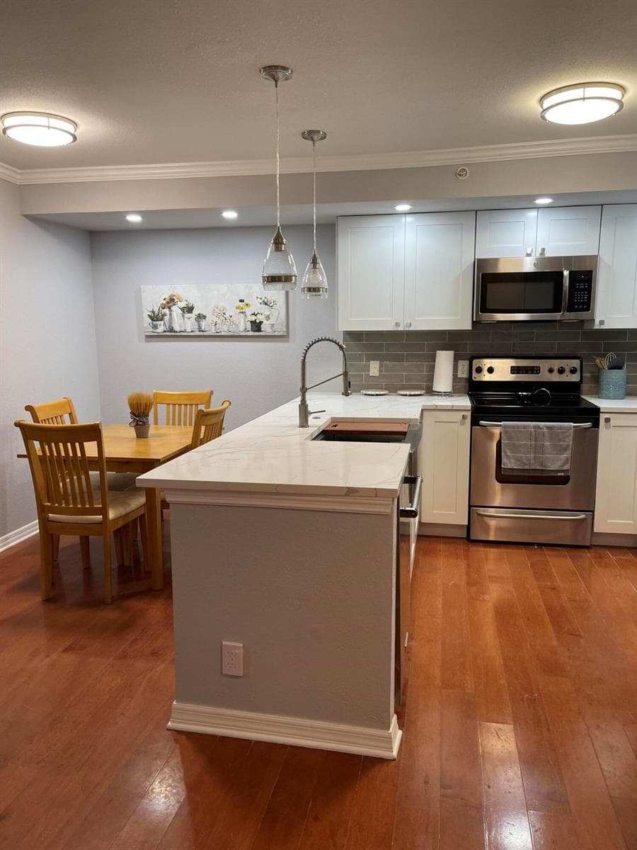 1801 N Flagler Drive 219 photo 3