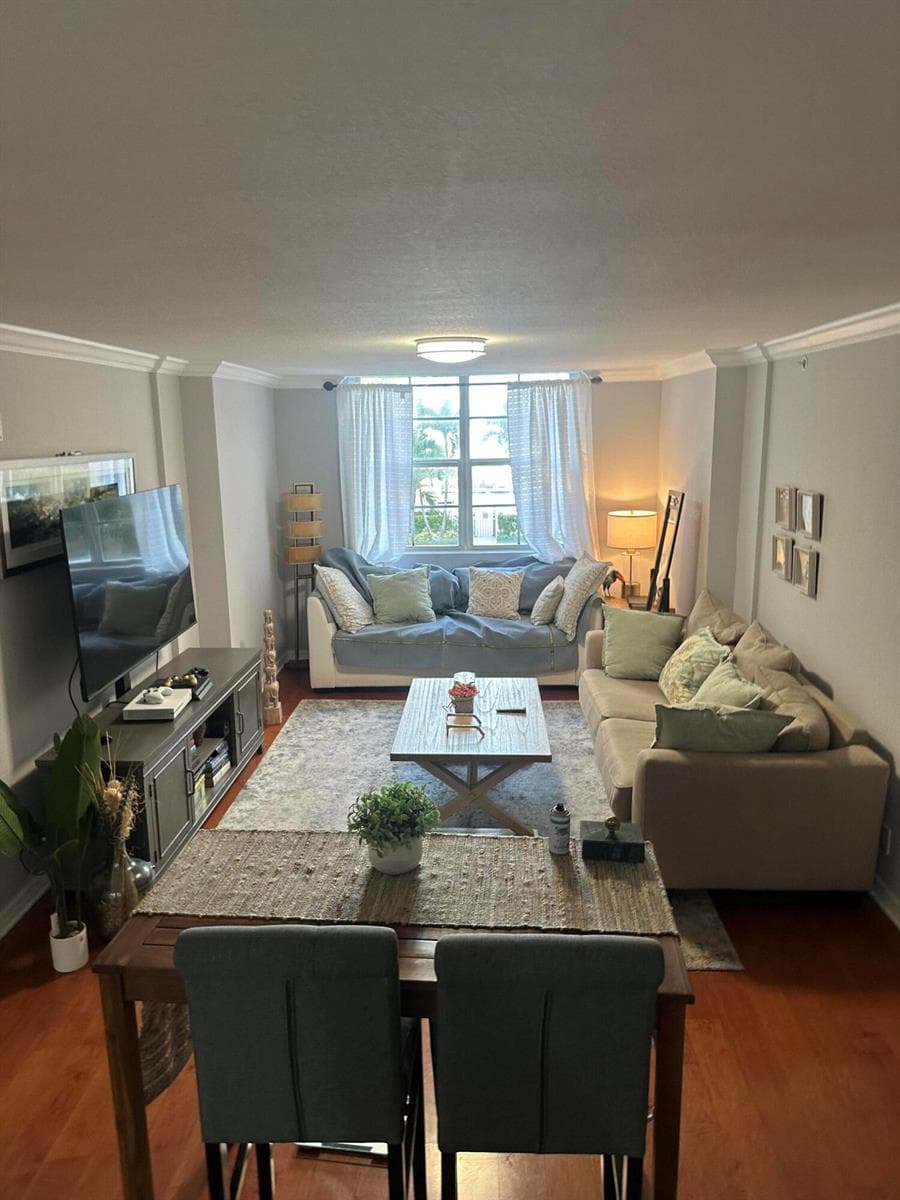1801 N Flagler Drive 219 photo 14