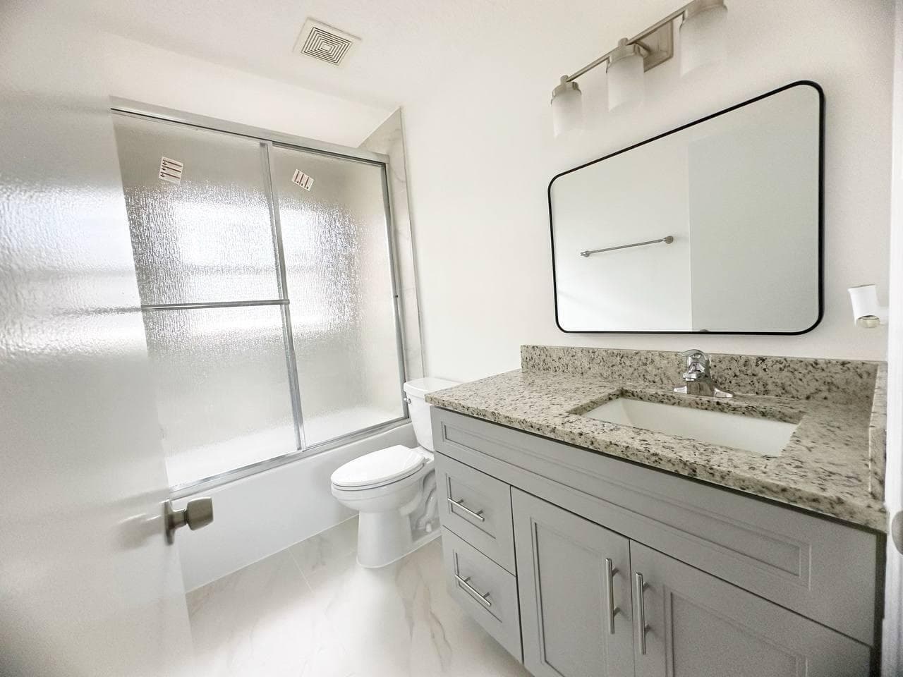 1033 Goldenrod Road photo 8