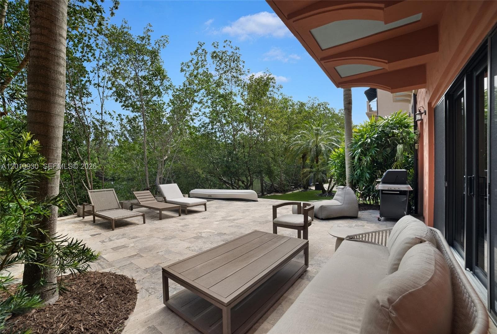 6226 Paradise Point Dr photo 18