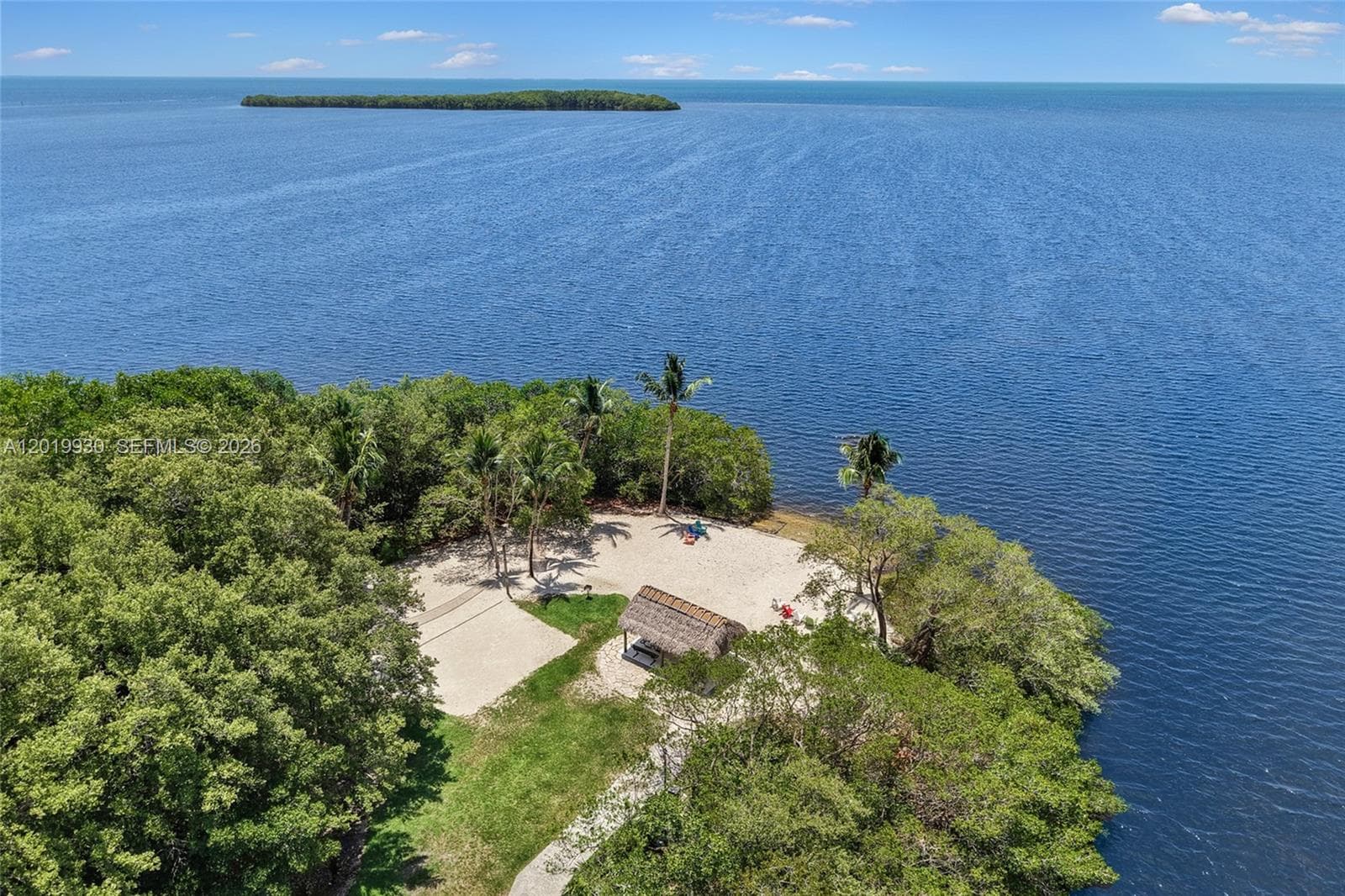 6226 Paradise Point Dr photo 8