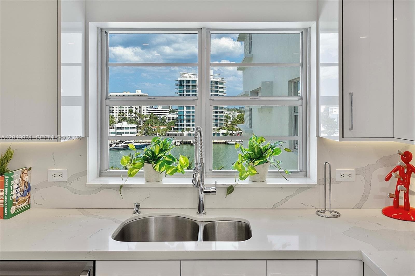 16 Island Ave 7C photo 11