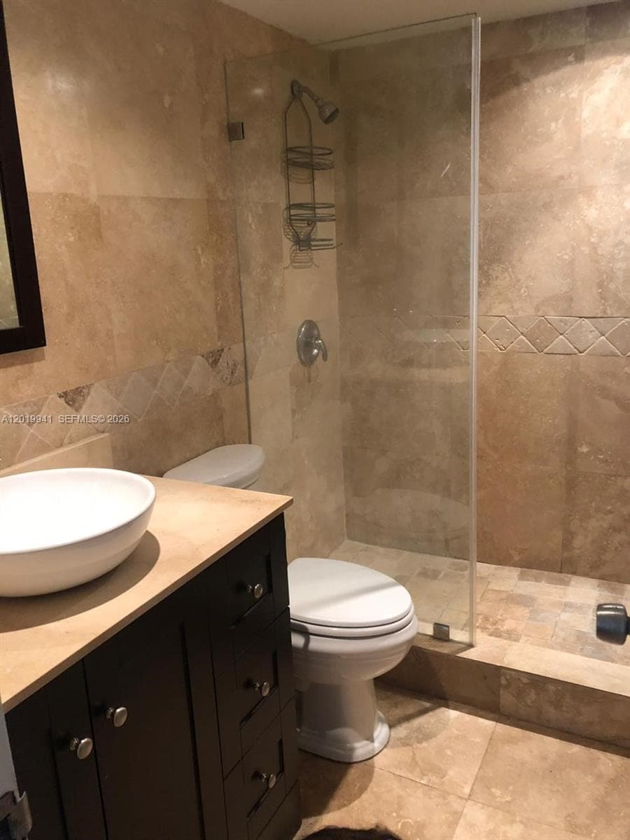 3801 Ocean Dr 2Q photo 4