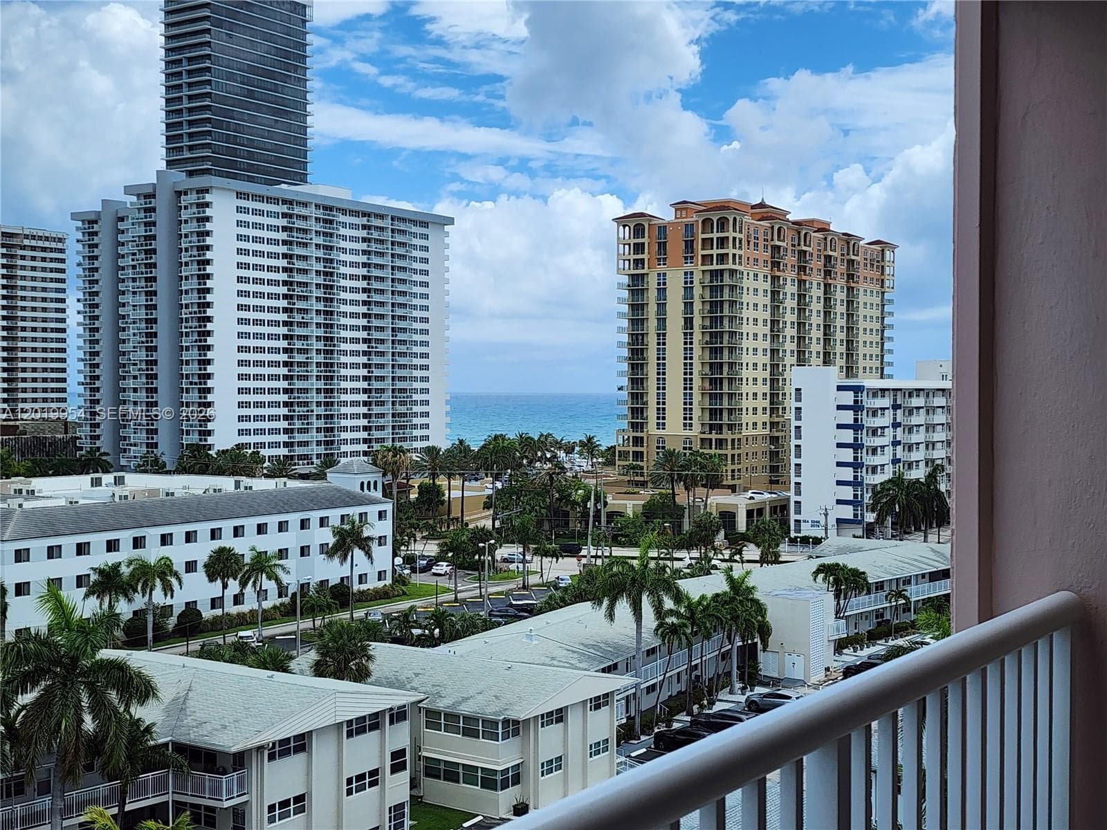 3161 Ocean Dr 903 photo 3