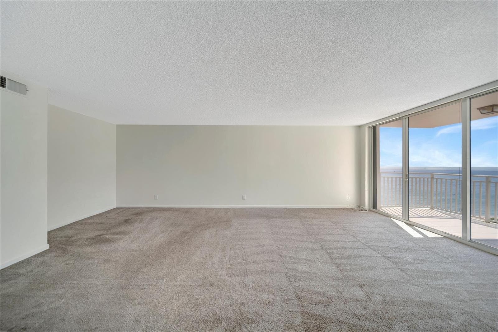 5200 N Ocean Boulevard 1107b photo 20