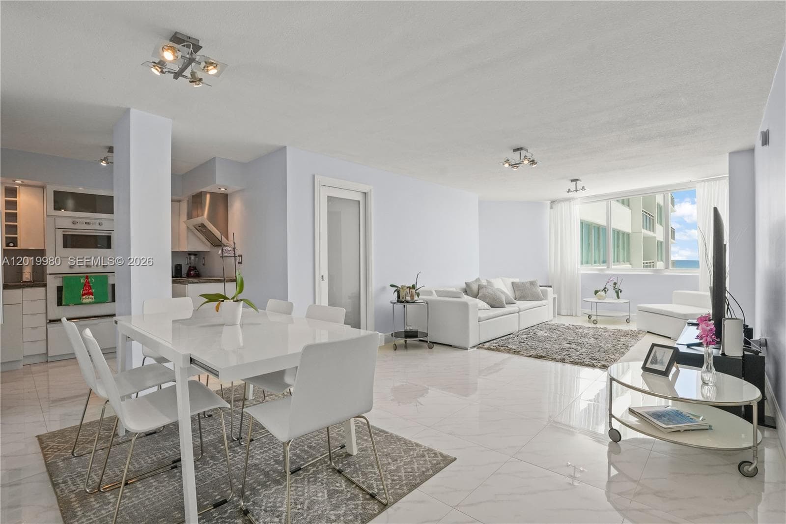 7135 Collins Ave 712 photo 3
